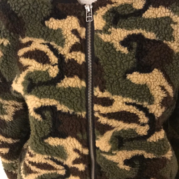 NWT Sanctuary Camp Herpa Bomber - Picture 6 of 8